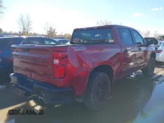 ✅ 2021 Chevrolet Silverado 1500 Custom Trail Boss • VIN: 1GCPYCEF4MZ173074 • Lot: 43478328. Wystawiony na IAAI z przebiegiem 94 814 mil. Bezpłatny archiwum sprzedaży aukcyjnych z USA i szczegółowy raport historii pojazdu na DreamBid. Zdjęcie 4.