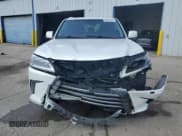 ✅ 2019 Lexus LX 570 • VIN: JTJHY7AXXK4287260 • Лот: 61977615. Опубликован ранее на Copart с пробегом 99 190 миль. Бесплатный доступ к архиву аукционных продаж из США и подробный отчёт об истории автомобиля на DreamBid. Изображение 5.