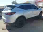 2021 Chevrolet Blazer LT z VIN 3GNKBCR41MS541610, wystawiony jako IAAI lot #42578857 z przebiegiem 53 890 mil mil oraz . Historia ofert i sprzedaży dostępna na DreamBid. Obrazek 4.