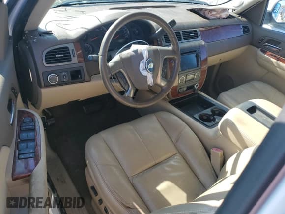 ✅ 2009 Chevrolet Silverado 1500 • VIN: 1GCEC39J19Z125186 • Lot: 87633015. Listed on Copart with Not provided. Free auction sales archive from the USA and detailed vehicle history report at DreamBid. Image 8.