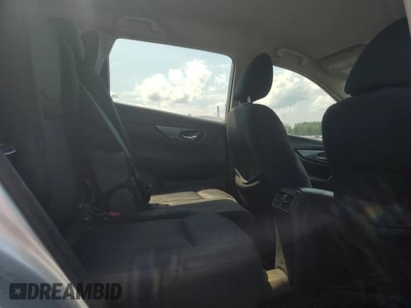 ✅ 2017 Nissan Rogue S • VIN: KNMAT2MT9HP511401 • Lot: 56671085. Listed on Copart with 223,558 mi. Free auction sales archive from the USA and detailed vehicle history report at DreamBid. Image 11.