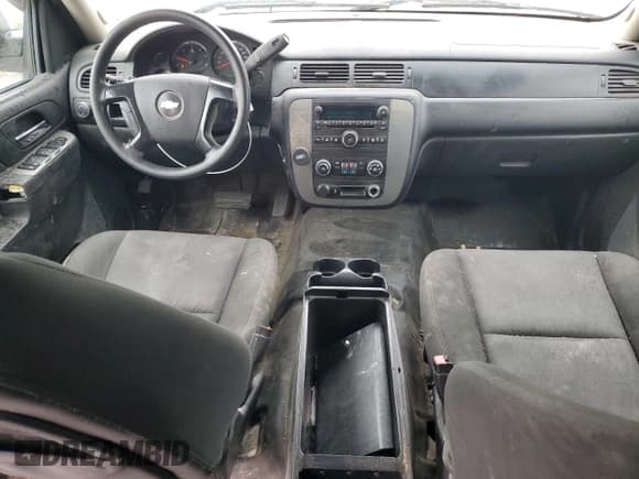 ✅ 2014 Chevrolet Tahoe Commercial • VIN: 1GNLC2E04ER181770 • Lot: 68669415. Listed on Copart with 269,089 mi. Free auction sales archive from the USA and detailed vehicle history report at DreamBid. Image 8.