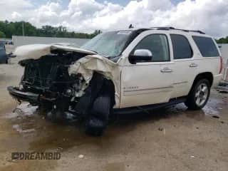 2009 Chevrolet Tahoe LTZ с VIN 1GNFC33029R217564, выставлен на аукционе Copart как лот 66845005 с пробегом Не указан миль и Списание • Salvage title. История ставок и продаж доступна на DreamBid. Изображение 1.