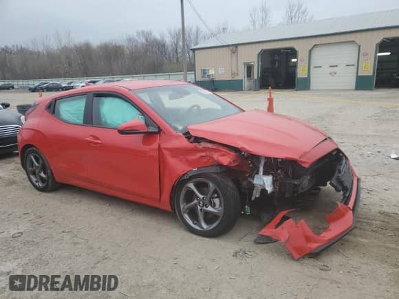2020 Hyundai Veloster 2.0 z VIN KMHTG6AF8LU024571, wystawiony jako Copart lot #82219004 z przebiegiem Nie podano mil oraz Szkoda całkowita • Salvage title. Historia ofert i sprzedaży dostępna na DreamBid. Obrazek 4.