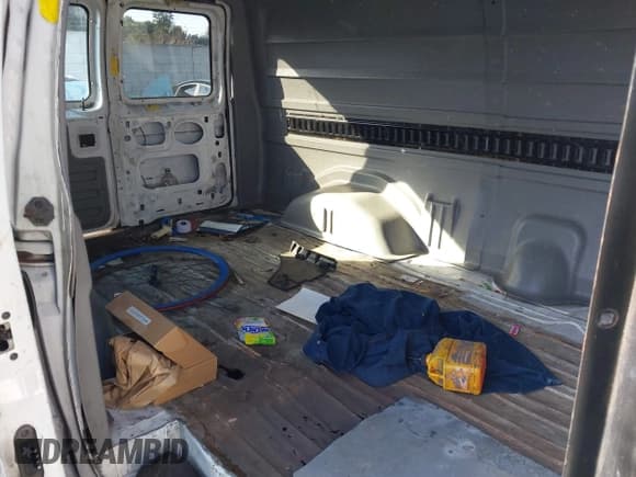 ✅ 2010 Ford Econoline Cargo Commercial • VIN: 1FTSE3EL9ADA46967 • Lot: 41562287. Listed on IAAI with 162,158 mi. Free auction sales archive from the USA and detailed vehicle history report at DreamBid. Image 8.