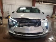 ✅ 2023 Chevrolet Bolt EV 2LT • VIN: 1G1FX6S03P4202350 • Lot: 84632754. Wystawiony na Copart z przebiegiem 24 474 mil. Bezpłatny archiwum sprzedaży aukcyjnych z USA i szczegółowy raport historii pojazdu na DreamBid. Zdjęcie 5.