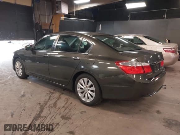 ✅ 2013 Honda Accord EX • VIN: 1HGCR2F77DA255037 • Lot: 42502142. Listed on IAAI with 104,746 mi. Free auction sales archive from the USA and detailed vehicle history report at DreamBid. Image 3.