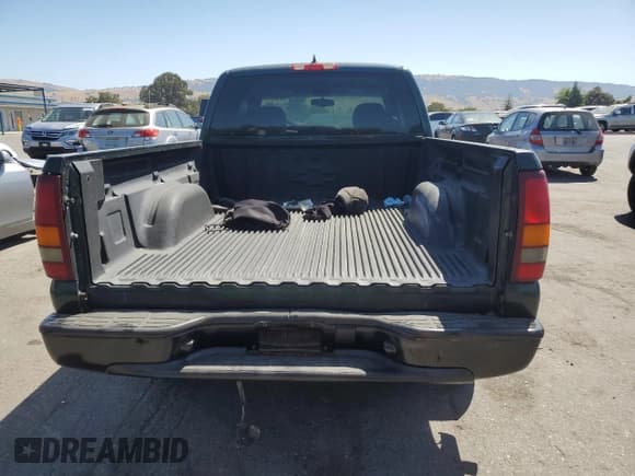 ✅ 2001 Chevrolet Silverado 1500 LS • VIN: 2GCEC19V811269077 • Лот: 58258784. Опубликован ранее на Copart с пробегом 351 155 миль. Бесплатный доступ к архиву аукционных продаж из США и подробный отчёт об истории автомобиля на DreamBid. Изображение 6.