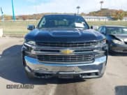 ✅ 2019 Chevrolet Silverado 1500 LT • VIN: 1GCUYDED1KZ148153 • Lot: 43653605. Wystawiony na IAAI z przebiegiem 79 587 mil. Bezpłatny archiwum sprzedaży aukcyjnych z USA i szczegółowy raport historii pojazdu na DreamBid. Zdjęcie 12.