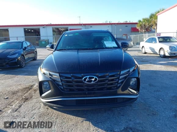 ✅ 2022 Hyundai Tucson SE • VIN: 5NMJA3AEXNH003198 • Lot: 43598931. Listed on IAAI with 56,656 mi. Free auction sales archive from the USA and detailed vehicle history report at DreamBid. Image 12.