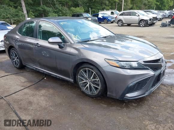 2023 Toyota Camry SE with VIN 4T1G11BK4PU091076, listed as a IAAI auction lot 42948800 with 40,755 mi miles and . Bid and sale history available at DreamBid. Image 1.