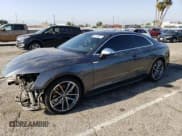 ✅ 2018 Audi S5 Premium Plus • VIN: WAUP4AF54JA081122 • Lot: 53115803. Wystawiony na Copart z przebiegiem 62 849 mil. Bezpłatny archiwum sprzedaży aukcyjnych z USA i szczegółowy raport historii pojazdu na DreamBid. Zdjęcie 1.