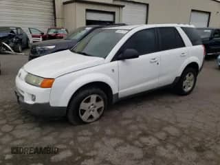 2004 Saturn VUE V6 z VIN 5GZCZ63424S867591, wystawiony jako Copart lot #64067735 z przebiegiem 253 973 mil mil oraz Szkoda całkowita • Salvage title. Historia ofert i sprzedaży dostępna na DreamBid. Obrazek 1.