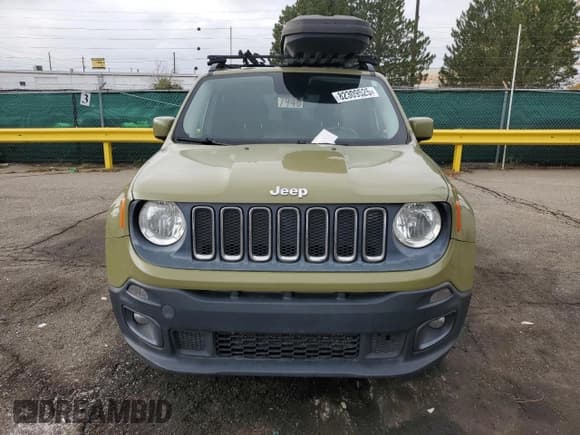 ✅ 2015 Jeep Renegade Latitude • VIN: ZACCJBBH7FPB50277 • Lot: 82309525. Wystawiony na Copart z przebiegiem 114 288 mil. Bezpłatny archiwum sprzedaży aukcyjnych z USA i szczegółowy raport historii pojazdu na DreamBid. Zdjęcie 5.