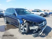 ✅ 2019 Mercedes-Benz GLC 300 • VIN: WDC0G4KB0KV158601 • Lot: 43071294. Wystawiony na IAAI z przebiegiem 88 702 mil. Bezpłatny archiwum sprzedaży aukcyjnych z USA i szczegółowy raport historii pojazdu na DreamBid. Zdjęcie 6.