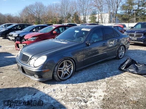 ✅ 2006 Mercedes-Benz E 55 AMG • VIN: WDBUF76J46A936617 • Лот: 87839625. Опубликован ранее на Copart с пробегом 153 482 миль. Бесплатный доступ к архиву аукционных продаж из США и подробный отчёт об истории автомобиля на DreamBid. Изображение 1.