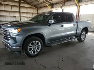 ✅ 2024 Chevrolet Silverado 1500 LTZ • VIN: 2GCPAEED2R1185836 • Lot: 63312445. Wystawiony na Copart z przebiegiem 20 687 mil. Bezpłatny archiwum sprzedaży aukcyjnych z USA i szczegółowy raport historii pojazdu na DreamBid. Zdjęcie 1.