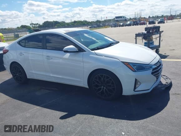 ✅ 2019 Hyundai Elantra SE • VIN: 5NPD74LF9KH486818 • Lot: 43426085. Listed on IAAI with 66,577 mi. Free auction sales archive from the USA and detailed vehicle history report at DreamBid. Image 1.