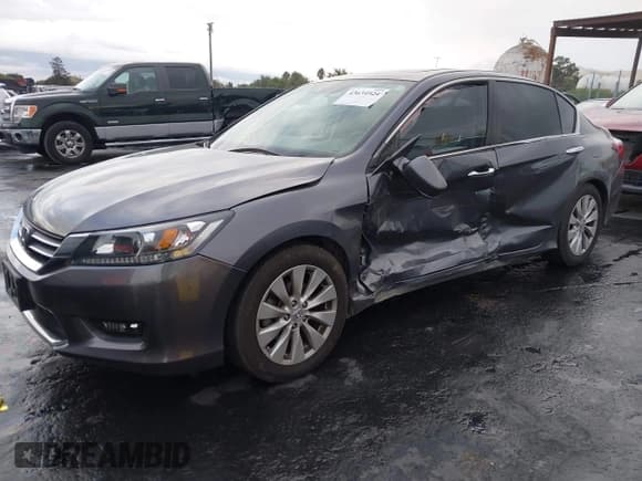 ✅ 2015 Honda Accord EX-L • VIN: 1HGCR2F80FA119201 • Лот: 43634924. Опубликован ранее на IAAI с пробегом 151 475 миль. Бесплатный доступ к архиву аукционных продаж из США и подробный отчёт об истории автомобиля на DreamBid. Изображение 2.