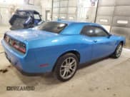 ✅ 2023 Dodge Challenger SXT • VIN: 2C3CDZGG5PH655483 • Lot: 49696144. Wystawiony na Copart z przebiegiem 1 602 mil. Bezpłatny archiwum sprzedaży aukcyjnych z USA i szczegółowy raport historii pojazdu na DreamBid. Zdjęcie 3.