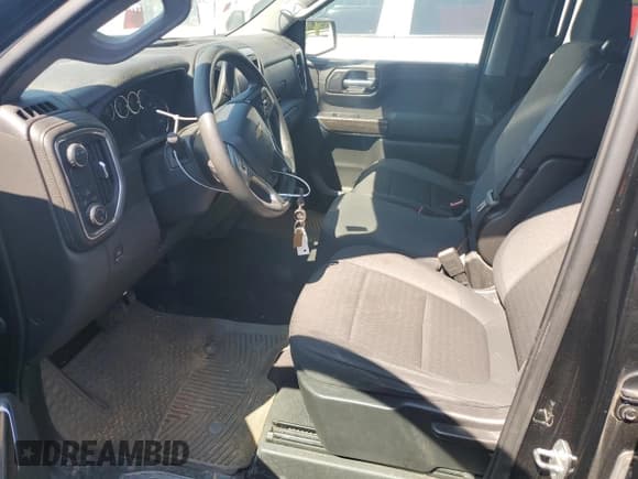 ✅ 2020 Chevrolet Silverado 1500 LT • VIN: 3GCPWCED9LG305409 • Lot: 68392824. Wystawiony na Copart z przebiegiem 152 520 mil. Bezpłatny archiwum sprzedaży aukcyjnych z USA i szczegółowy raport historii pojazdu na DreamBid. Zdjęcie 7.