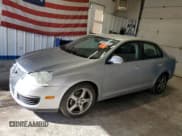 ✅ 2009 Volkswagen Jetta S • VIN: 3VWJZ71K99M010312 • Лот: 84917885. Опубликован ранее на Copart с пробегом 142 057 миль. Бесплатный доступ к архиву аукционных продаж из США и подробный отчёт об истории автомобиля на DreamBid. Изображение 1.