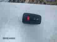 2022 Toyota Prius LE z VIN JTDL9MFUXN3035445, wystawiony jako IAAI lot #42475495 z przebiegiem 63 000 mil mil oraz . Historia ofert i sprzedaży dostępna na DreamBid. Obrazek 11.