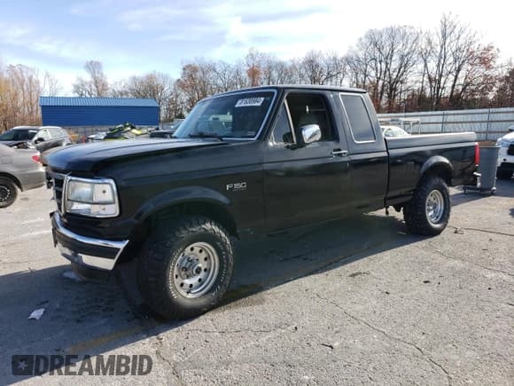 ✅ 1996 Ford F-150 • VIN: 1FTEX14H4TKA07291 • Lot: 81638984. Listed on Copart with 176,258 mi. Free auction sales archive from the USA and detailed vehicle history report at DreamBid. Image 1.