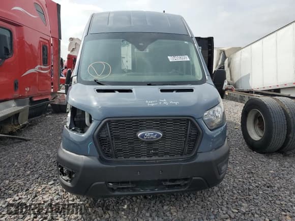 ✅ 2020 Ford Transit Cargo • VIN: 1FTBR3X82LKB28115 • Lot: 80460395. Listed on Copart with Not provided. Free auction sales archive from the USA and detailed vehicle history report at DreamBid. Image 5.