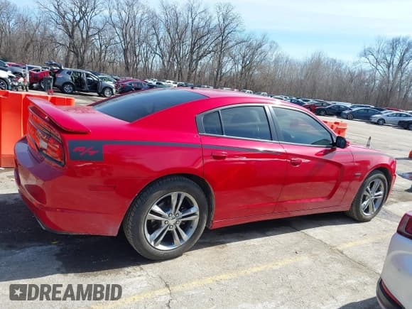 ✅ 2013 Dodge Charger RT Plus • VIN: 2C3CDXDT3DH527048 • Lot: 41661429. Listed on IAAI with 91,845 mi. Free auction sales archive from the USA and detailed vehicle history report at DreamBid. Image 13.
