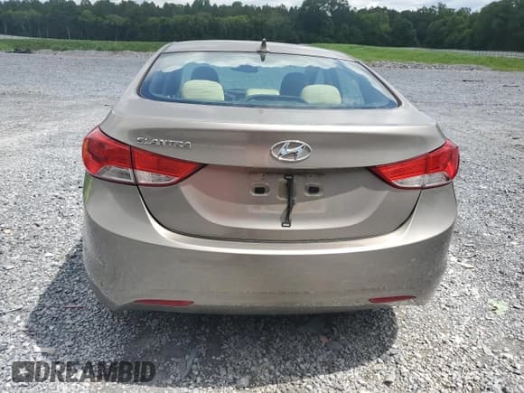 ✅ 2013 Hyundai Elantra GLS • VIN: 5NPDH4AE7DH204685 • Lot: 61589025. Listed on Copart with 154,344 mi. Free auction sales archive from the USA and detailed vehicle history report at DreamBid. Image 6.