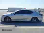 2021 Toyota Camry Hybrid SE z VIN 4T1G31AKXMU562641, wystawiony jako IAAI lot #42415712 z przebiegiem 71 085 mil mil oraz . Historia ofert i sprzedaży dostępna na DreamBid. Obrazek 14.