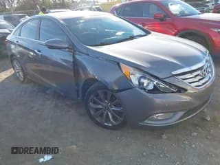 ✅ 2013 Hyundai Sonata SE • VIN: 5NPEC4AC0DH766705 • Lot: 43785896. Listed on IAAI with 199,462 mi. Free auction sales archive from the USA and detailed vehicle history report at DreamBid. Image 1.