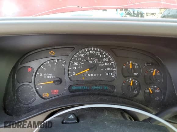 ✅ 2006 GMC Sierra 1500 SLE1 • VIN: 2GTEK13T761196981 • Lot: 66926015. Wystawiony na Copart z przebiegiem 259 957 mil. Bezpłatny archiwum sprzedaży aukcyjnych z USA i szczegółowy raport historii pojazdu na DreamBid. Zdjęcie 9.