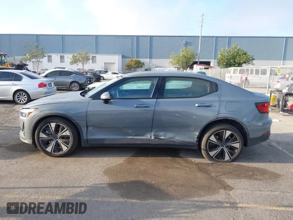 ✅ 2023 Polestar 2 • VIN: YSMEG3KA0PL120080 • Lot: 43794489. Wystawiony na IAAI z przebiegiem 36 561 mil. Bezpłatny archiwum sprzedaży aukcyjnych z USA i szczegółowy raport historii pojazdu na DreamBid. Zdjęcie 14.