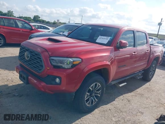 ✅ 2020 Toyota Tacoma SR5 • VIN: 3TMAZ5CN4LM135661 • Lot: 42369140. Wystawiony na IAAI z przebiegiem 109 528 mil. Bezpłatny archiwum sprzedaży aukcyjnych z USA i szczegółowy raport historii pojazdu na DreamBid. Zdjęcie 18.