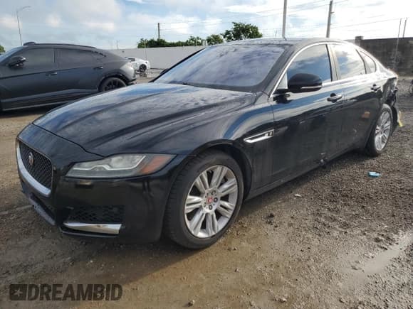 ✅ 2016 Jaguar XF 35t Premium • VIN: SAJBD4BV1GCY14391 • Lot: 80477475. Listed on Copart with 79,930 mi. Free auction sales archive from the USA and detailed vehicle history report at DreamBid. Image 1.