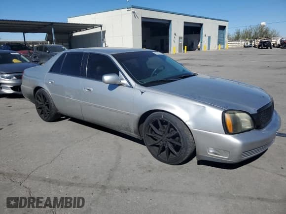 ✅ 2004 Cadillac DeVille • VIN: 1G6KD54Y94U233077 • Лот: 89729785. Опубликован ранее на Copart с пробегом 241 584 миль. Бесплатный доступ к архиву аукционных продаж из США и подробный отчёт об истории автомобиля на DreamBid. Изображение 4.