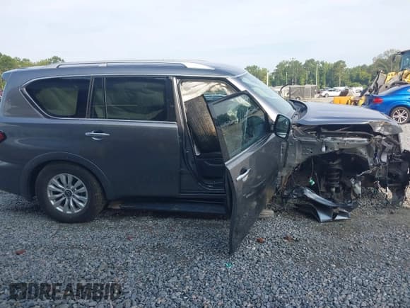 ✅ 2024 Nissan Armada SV • VIN: JN8AY2AC8R9195618 • Лот: 42691383. Опубликован ранее на IAAI с пробегом Не указан. Бесплатный доступ к архиву аукционных продаж из США и подробный отчёт об истории автомобиля на DreamBid. Изображение 14.