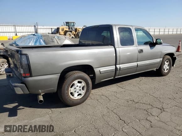 ✅ 2002 Chevrolet Silverado 1500 LS • VIN: 2GCEC19V221224928 • Лот: 76802344. Опубликован ранее на Copart с пробегом 169 775 миль. Бесплатный доступ к архиву аукционных продаж из США и подробный отчёт об истории автомобиля на DreamBid. Изображение 3.