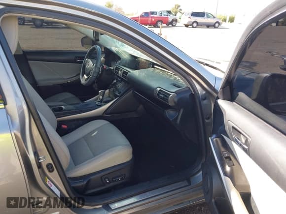 ✅ 2014 Lexus IS 250 • VIN: JTHBF1D22E5013401 • Lot: 43324059. Listed on IAAI with 104,289 mi. Free auction sales archive from the USA and detailed vehicle history report at DreamBid. Image 5.