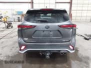 ✅ 2024 Toyota Highlander LE • VIN: 5TDKDRBH2RS570791 • Лот: 43655366. Опубликован ранее на IAAI с пробегом 25 564 миль. Бесплатный доступ к архиву аукционных продаж из США и подробный отчёт об истории автомобиля на DreamBid. Изображение 17.