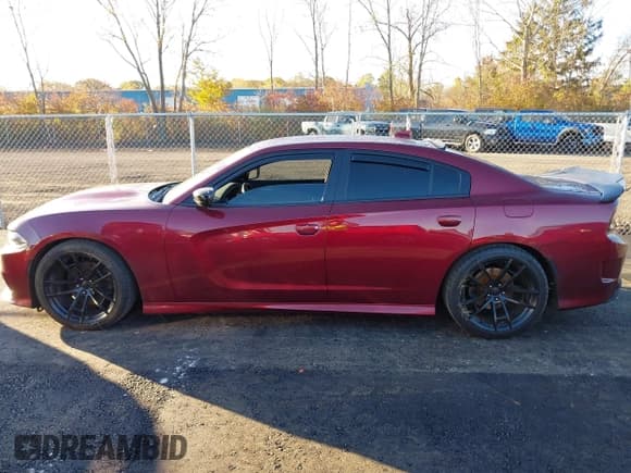 ✅ 2020 Dodge Charger GT • VIN: 2C3CDXHGXLH228457 • Lot: 43561321. Listed on IAAI with 177,669 mi. Free auction sales archive from the USA and detailed vehicle history report at DreamBid. Image 14.