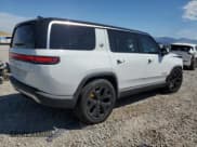 ✅ 2023 Rivian R1S Launch Edition • VIN: 7PDSGABLXPN004161 • Lot: 67390954. Wystawiony na Copart z przebiegiem Nie podano. Bezpłatny archiwum sprzedaży aukcyjnych z USA i szczegółowy raport historii pojazdu na DreamBid. Zdjęcie 3.