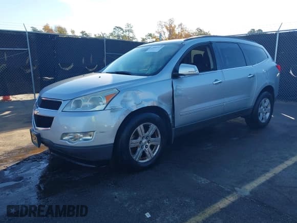 ✅ 2012 Chevrolet Traverse 2LT • VIN: 1GNKRJED8CJ277940 • Lot: 43601515. Listed on IAAI with 270,008 mi. Free auction sales archive from the USA and detailed vehicle history report at DreamBid. Image 17.