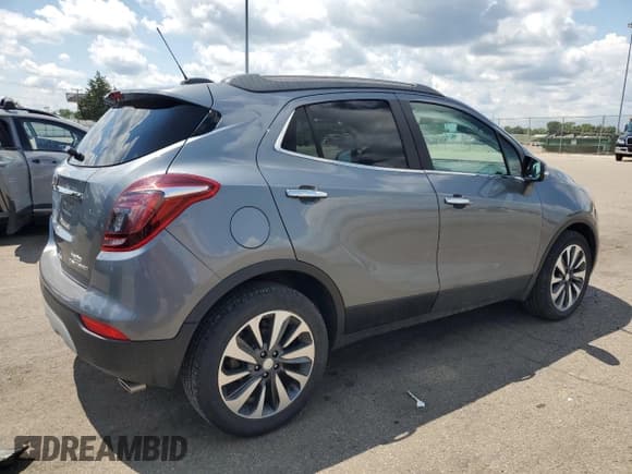 ✅ 2020 Buick Encore Essence • VIN: KL4CJCSB4LB061980 • Lot: 67977175. Listed on Copart with 108,569 mi. Free auction sales archive from the USA and detailed vehicle history report at DreamBid. Image 3.