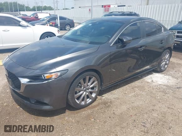 ✅ 2019 Mazda 3 Select • VIN: JM1BPACL9K1108503 • Lot: 42623198. Listed on IAAI with 33,734 mi. Free auction sales archive from the USA and detailed vehicle history report at DreamBid. Image 2.