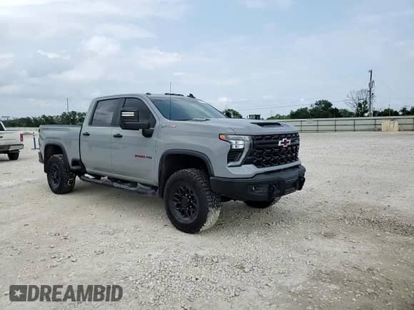 2024 Chevrolet Silverado 2500HD ZR2 с VIN 1GC4YYEY2RF266590, выставлен на аукционе Copart как лот 50052555 с пробегом 8 195 миль миль и Списание • Salvage title. История ставок и продаж доступна на DreamBid. Изображение 12.