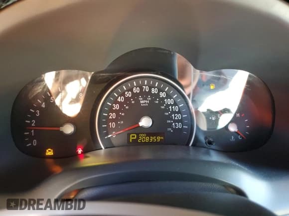 ✅ 2012 Kia Sedona LX • VIN: KNDMG4C70C6447099 • Лот: 90360445. Опубликован ранее на Copart с пробегом 208 359 миль. Бесплатный доступ к архиву аукционных продаж из США и подробный отчёт об истории автомобиля на DreamBid. Изображение 9.