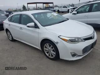 ✅ 2014 Toyota Avalon XLE Premium • VIN: 4T1BK1EB3EU090498 • Lot: 43909209. Wystawiony na IAAI z przebiegiem 332 570 mil. Bezpłatny archiwum sprzedaży aukcyjnych z USA i szczegółowy raport historii pojazdu na DreamBid. Zdjęcie 1.